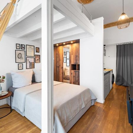 The Koburger Vh, Studio For Up To 4 With High Bed 柏林 外观 照片